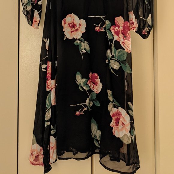 Black Foral Dress NWT - Picture 3 of 5